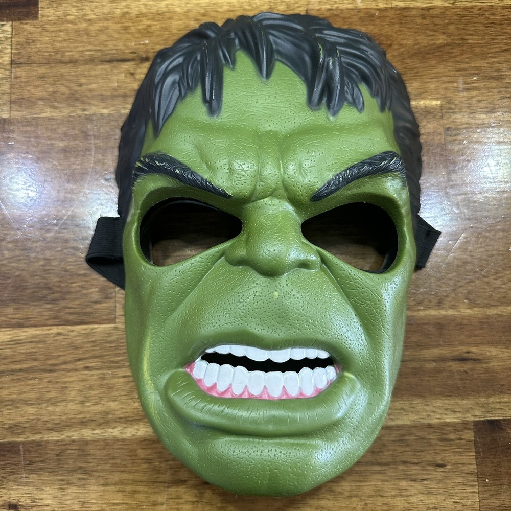 Marvel Incredible Hulk Mask Hasbro 2011 Avengers Costume Green Plastic Mask